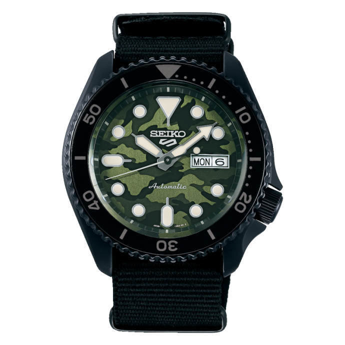 Мъжки часовник Seiko 5 Sport SRPJ37K1